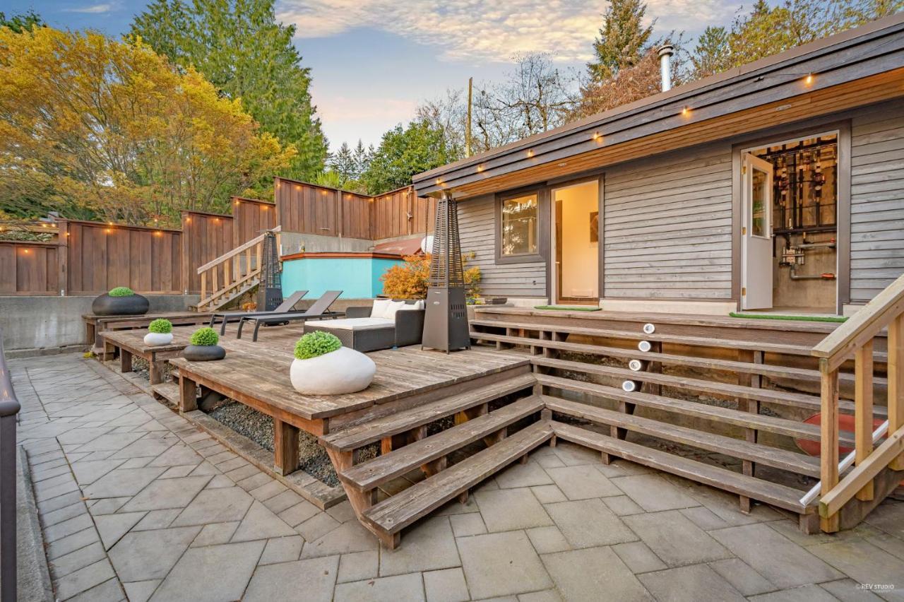 Grouse Cheerful Large Private Bedroom, Bath, Shared Deck, Pool, Hot Tub North Vancouver Zewnętrze zdjęcie