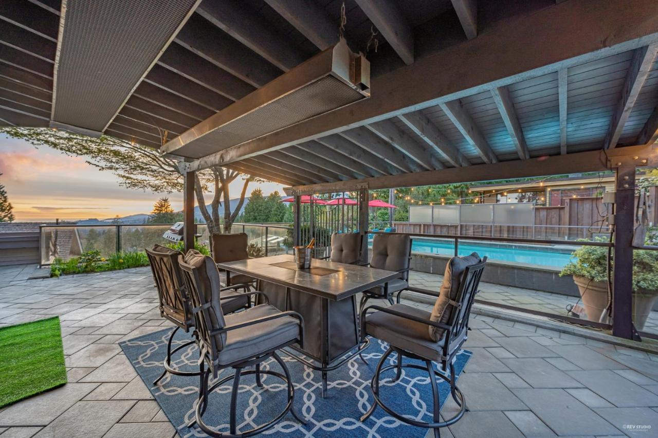 Grouse Cheerful Large Private Bedroom, Bath, Shared Deck, Pool, Hot Tub North Vancouver Zewnętrze zdjęcie